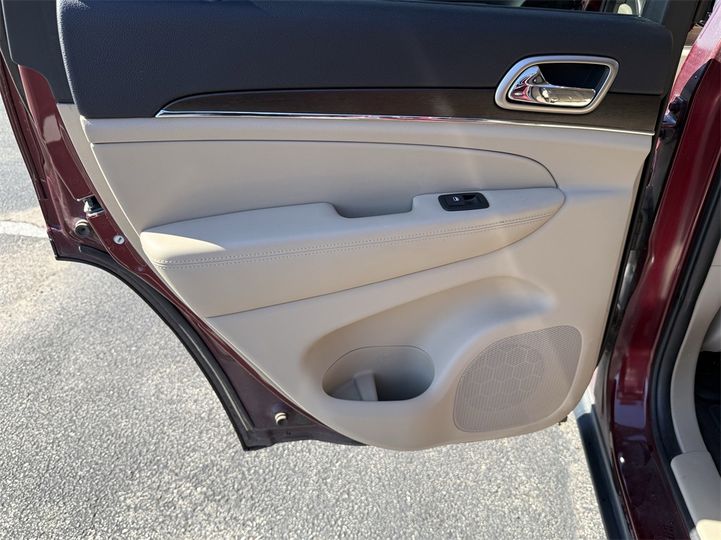 2016 Jeep Grand Cherokee Limited Red at Parkway Family Mazda