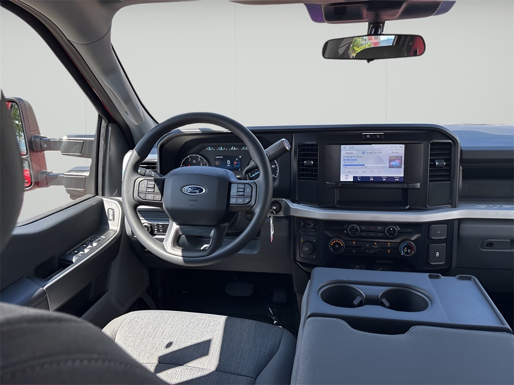 2025 Ford F-350SD