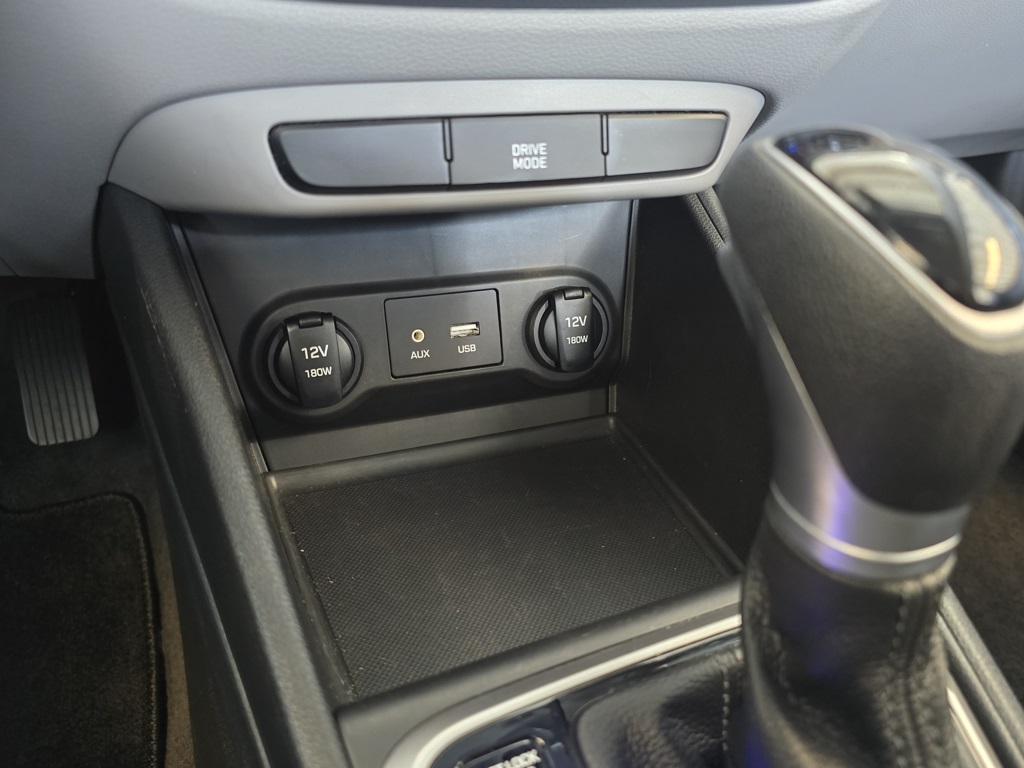 Thumbnail: 2021 Hyundai Accent - 19