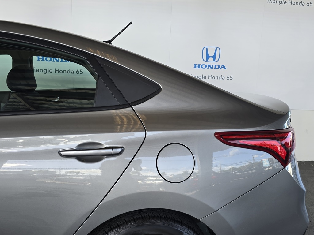 Thumbnail: 2021 Hyundai Accent - 27