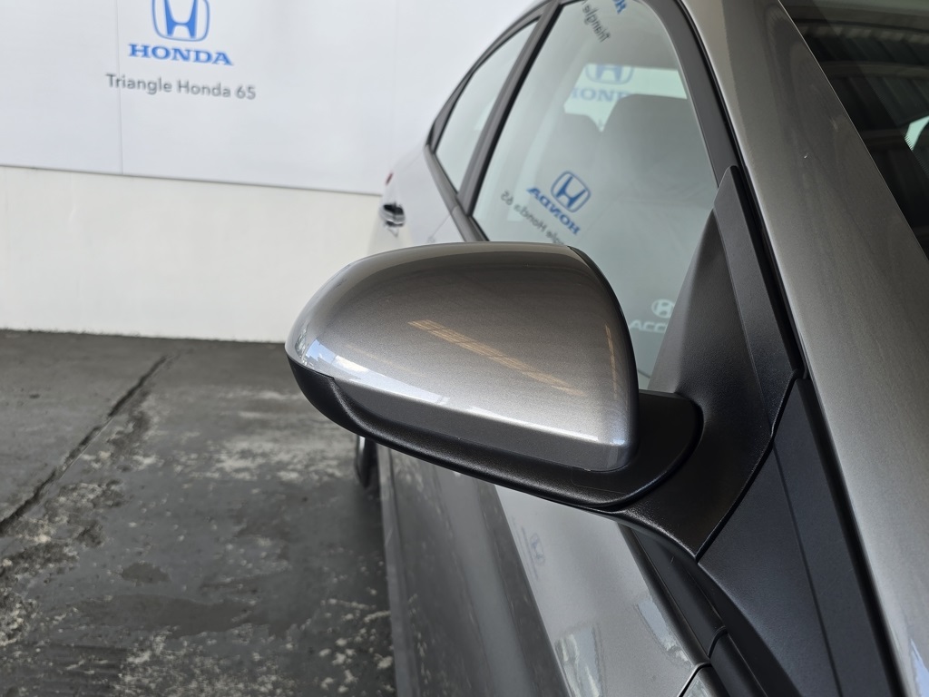 Thumbnail: 2021 Hyundai Accent - 31