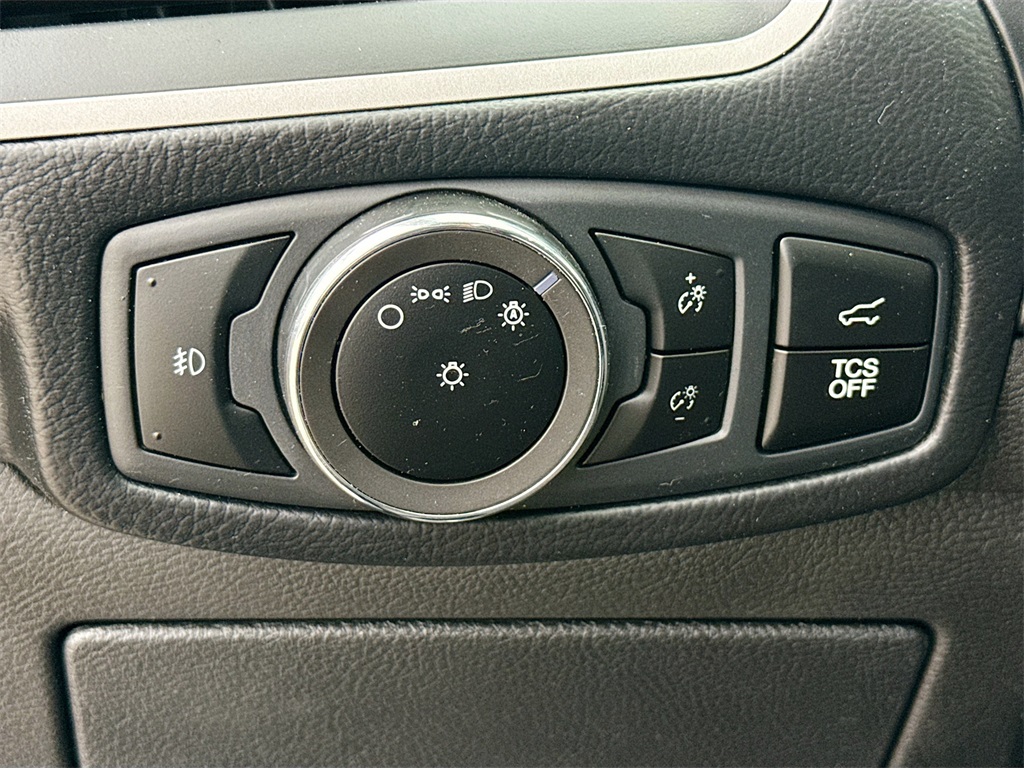 2023 Ford Edge SEL - 9