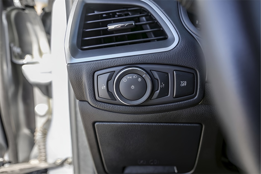 Used Car 2020 Ford Edge  Se For Sale Under $15,000 In Austin, Texas