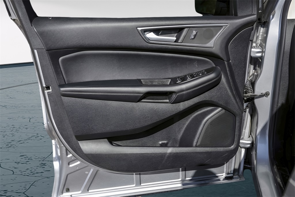 Used Car 2020 Ford Edge  Se For Sale Under $15,000 In Austin, Texas