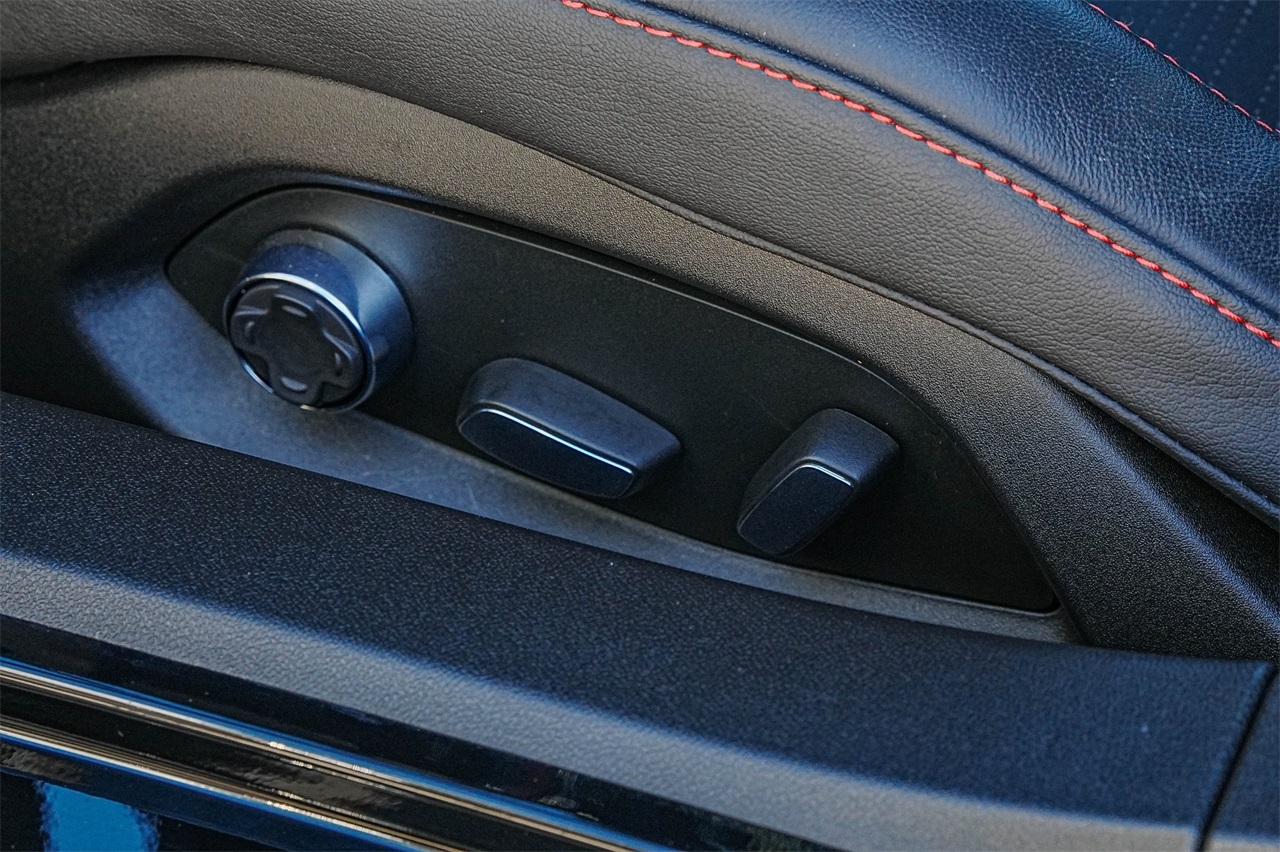 Used Car 2025 Chevrolet Corvette  E-ray For Sale Under $110,000 In Austin, Texas