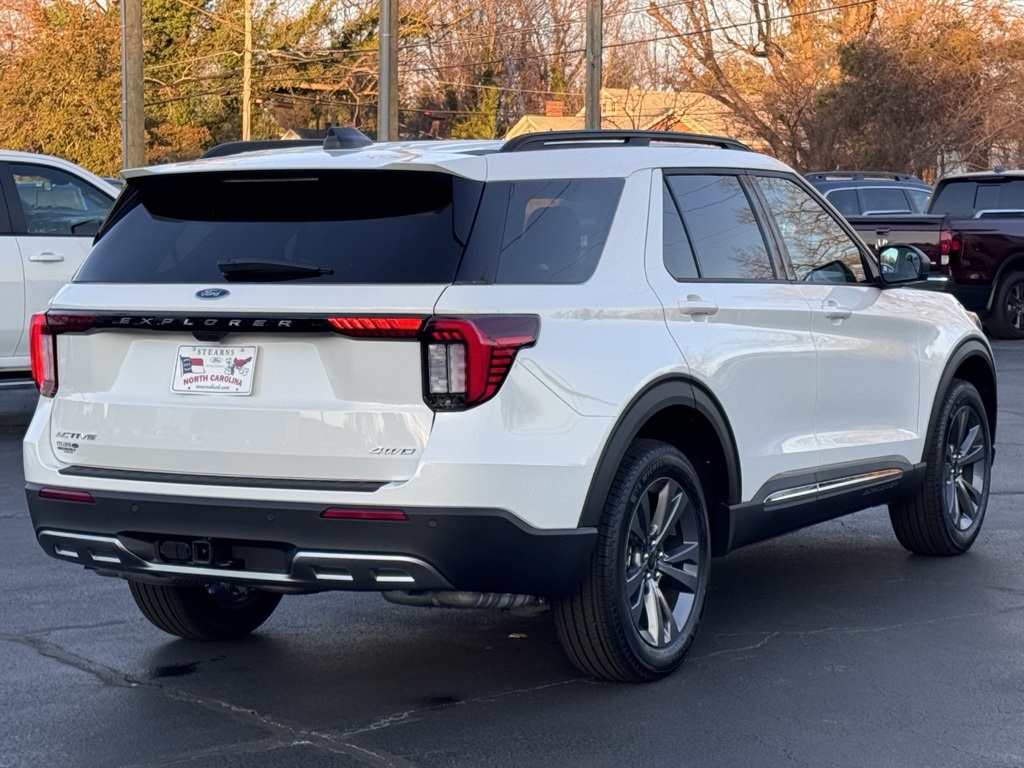 FordExplorer16