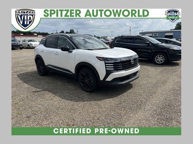 Aspen White/Super Black 2025 Nissan Kicks SUV / Crossover All-Wheel Drive Continuously Variable Transmission