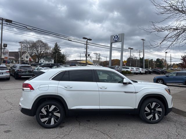 Opal White 2026 Volkswagen Atlas Cross Sport SUV / Crossover All-Wheel Drive 8-Speed Automatic