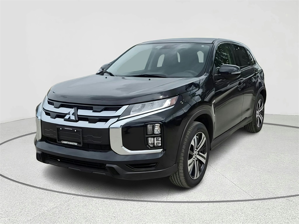 2025 Mitsubishi Outlander Sport 2.0 LE Silver at North Houston Mitsubishi