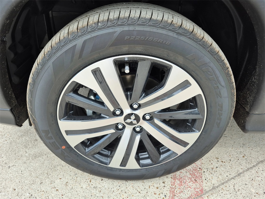 2025 Mitsubishi Outlander Sport 2.0 LE Silver at North Houston Mitsubishi