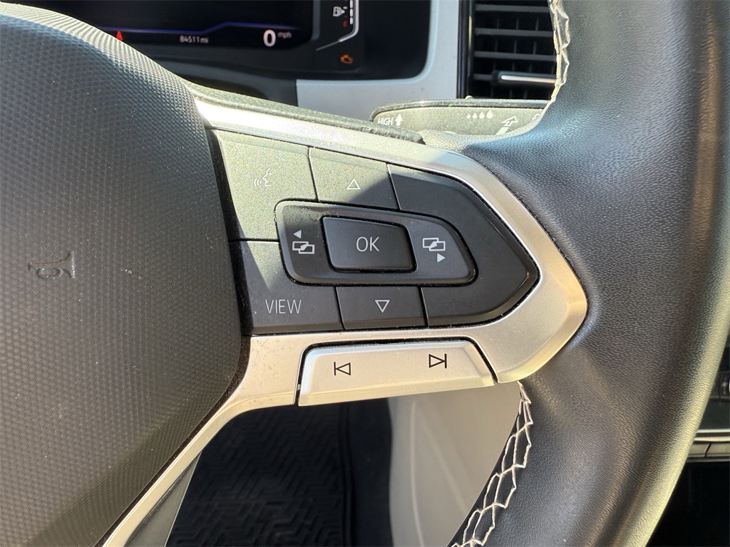 2022 Volkswagen Atlas 2.0T SE w/Technology Black at Victoria Chrysler Dodge Jeep Ram