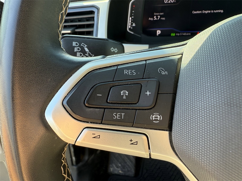 2022 Volkswagen Atlas 2.0T SE w/Technology Black at Victoria Chrysler Dodge Jeep Ram