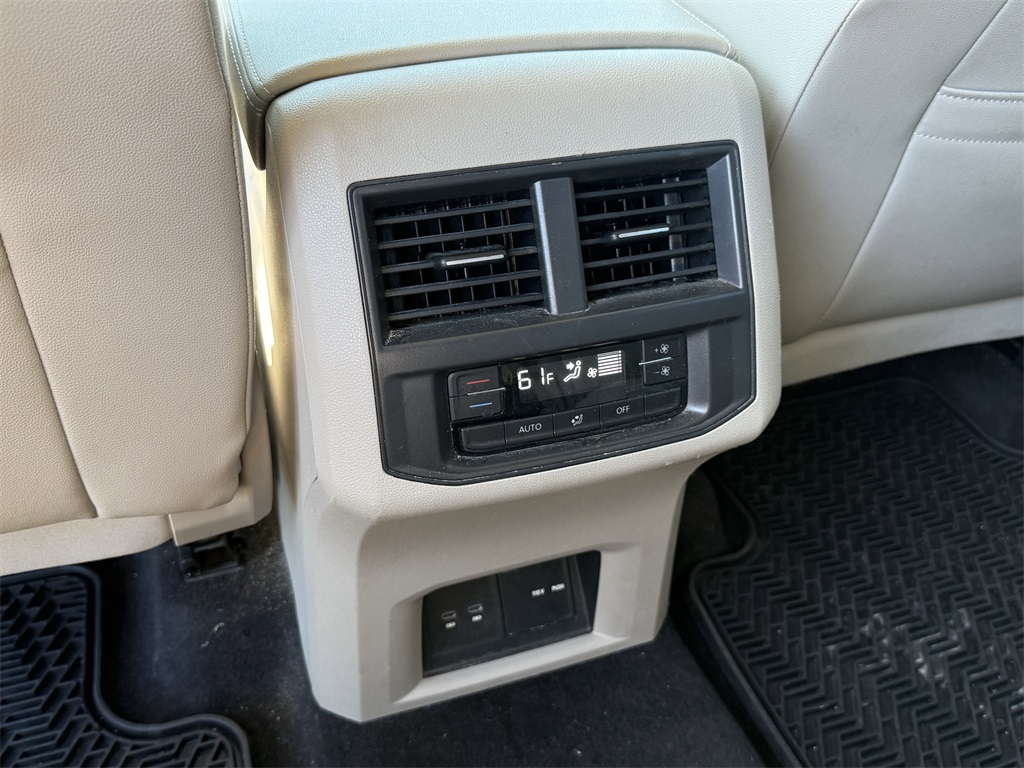 2022 Volkswagen Atlas 2.0T SE w/Technology Black at Victoria Chrysler Dodge Jeep Ram