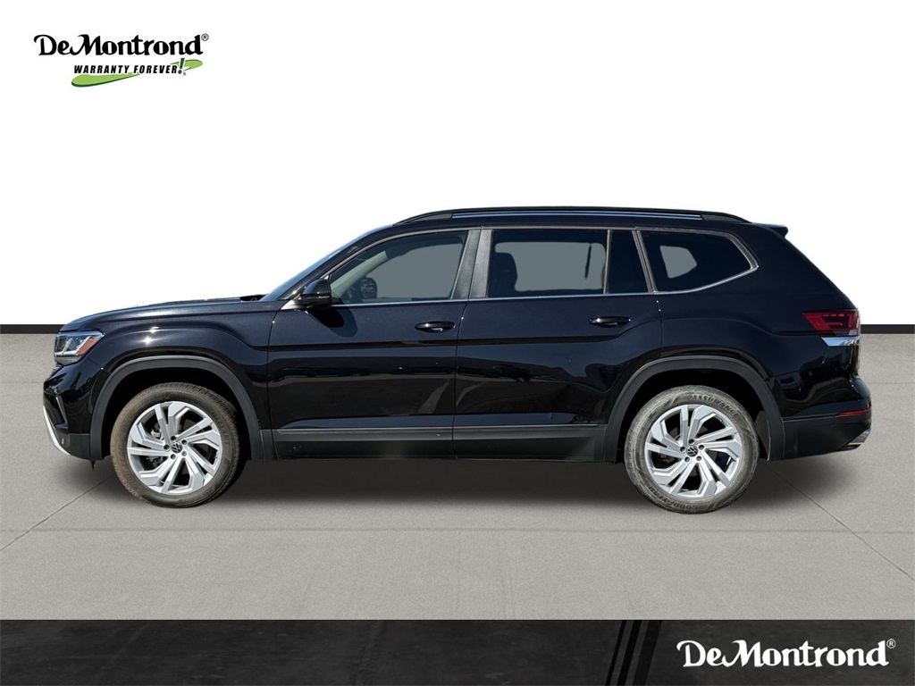 2022 Volkswagen Atlas 2.0T SE w/Technology Black at Victoria Chrysler Dodge Jeep Ram