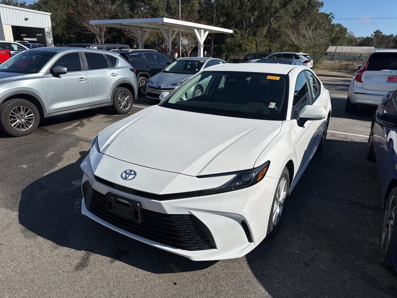 2025 Toyota Camry LE FWD