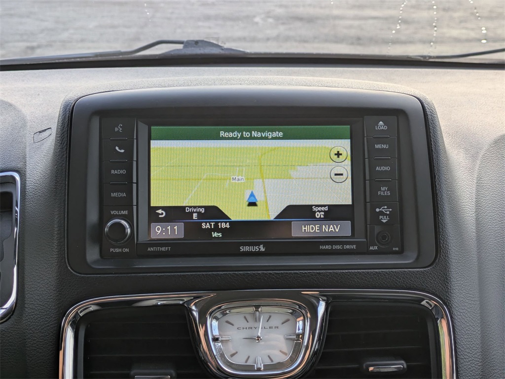 Used 2013 Chrysler Town & Country For Sale in Findlay, OH