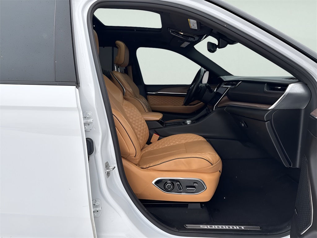 2022 Jeep Grand Cherokee L