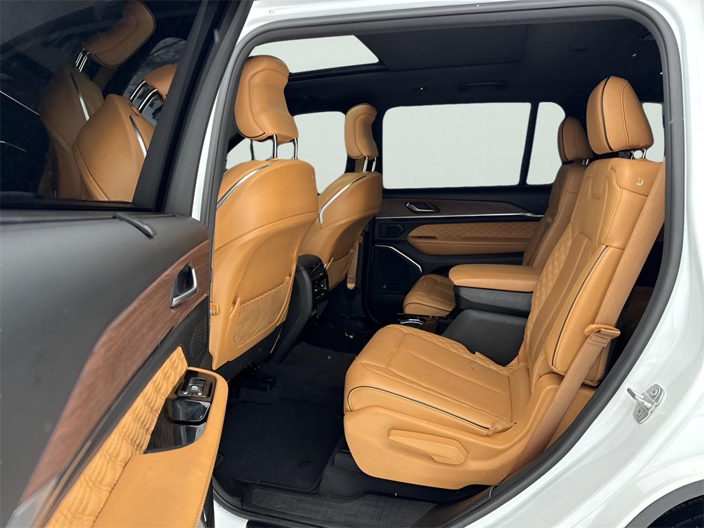 2022 Jeep Grand Cherokee L