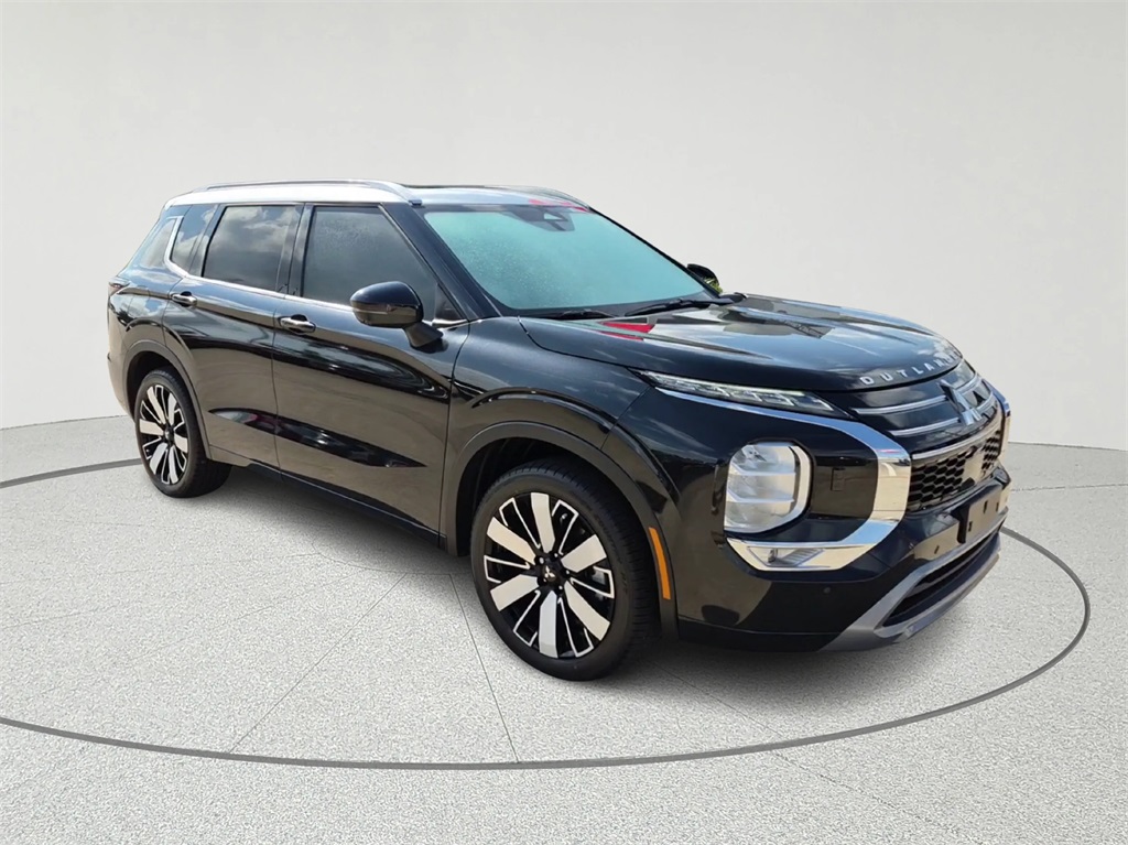 2025 Mitsubishi Outlander SEL - 2