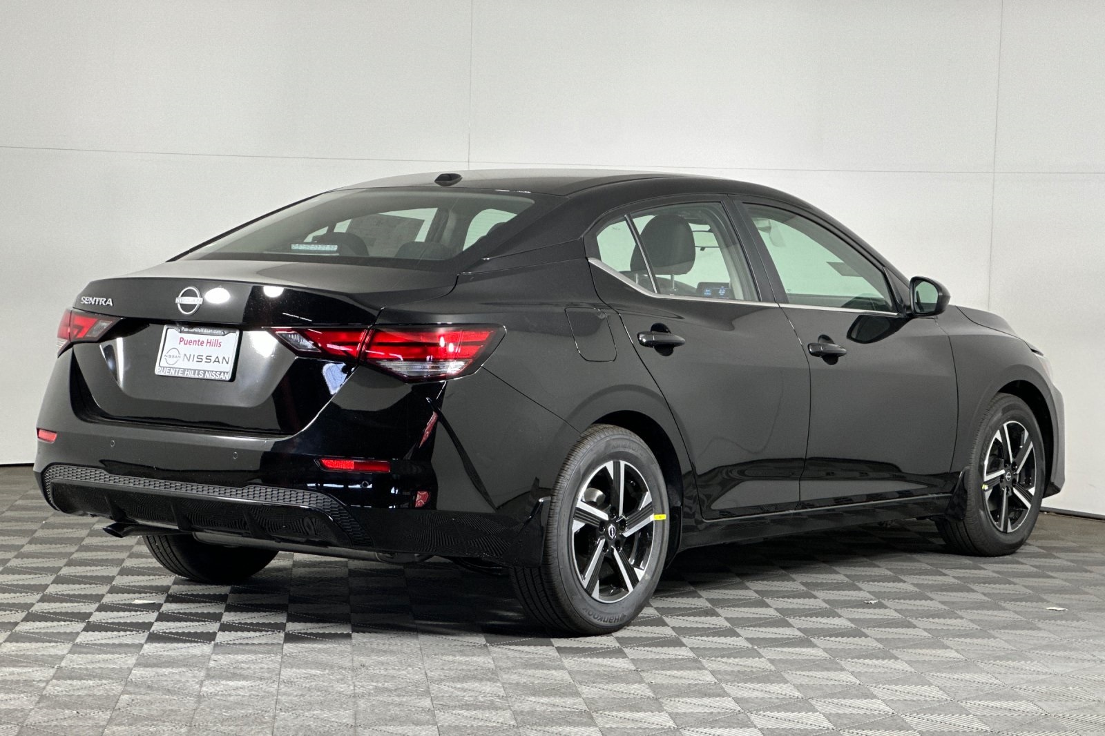 2025 Nissan Sentra SV photo 2