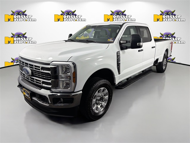 2024 Ford F-350 Super Duty XLT Crew Cab 4WD