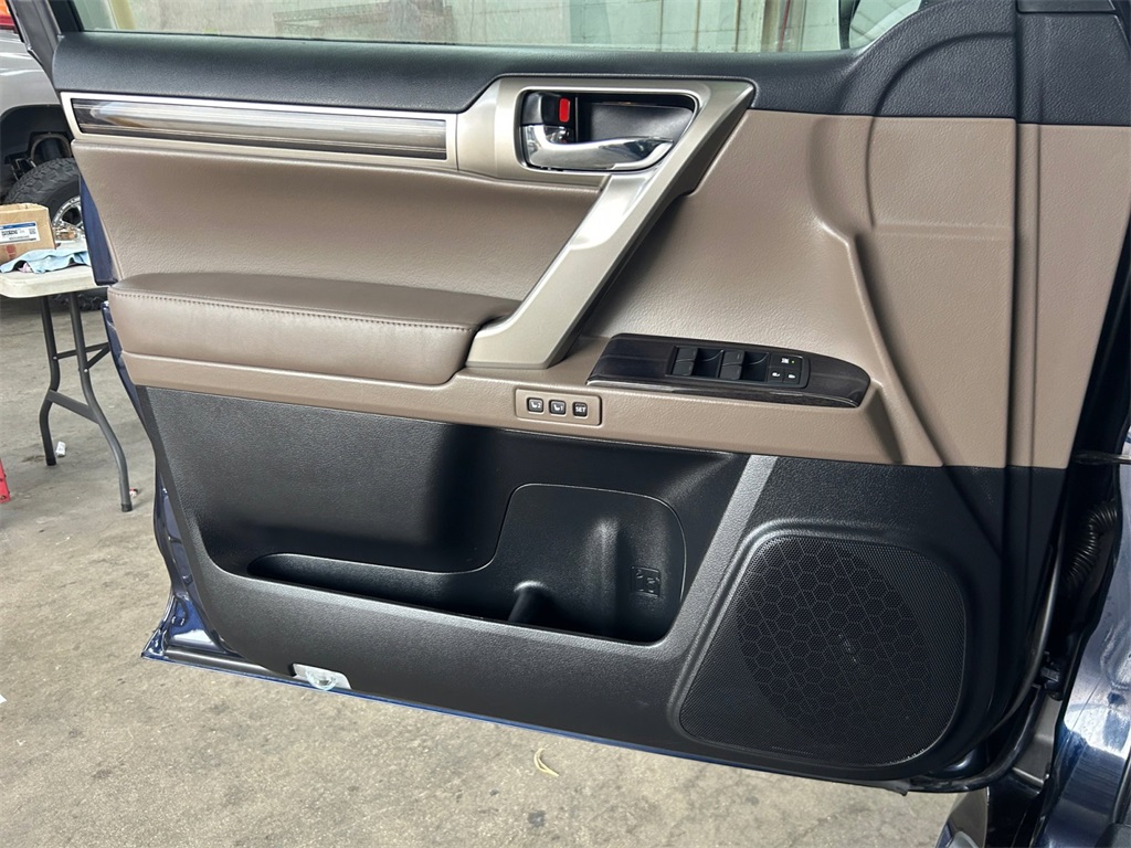 Used Car 2021 Lexus Gx  460 For Sale Under $50,000 In Floresville, Texas