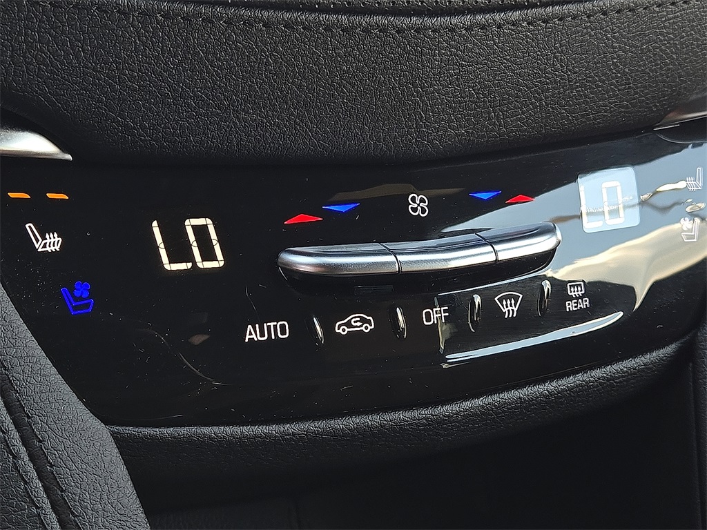 Used 2024 Cadillac XT5 For Sale in Farmington, AR