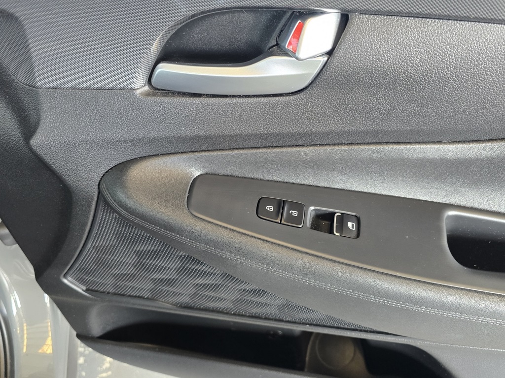 Thumbnail: 2022 Hyundai Santa Fe - 7