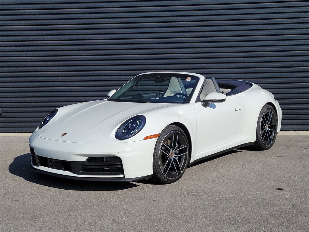 2025 Porsche 911 Carrera Cabriolet RWD