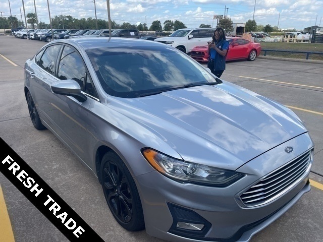 2020 Ford Fusion SE Silver at Durrett Motor Company