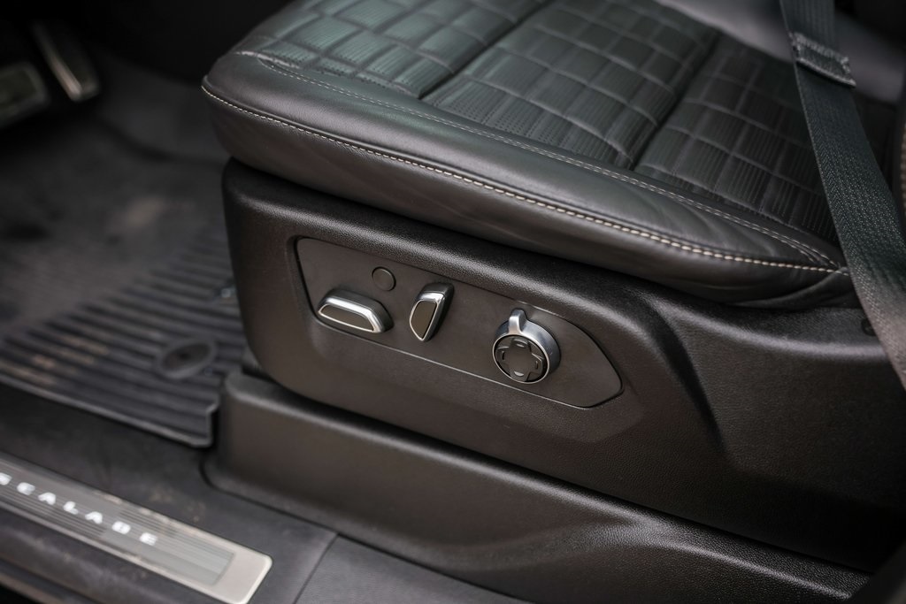 Used Car 2023 Cadillac Escalade  V-series For Sale Under $120,000 In Austin, Texas