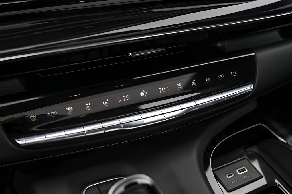 Used Car 2023 Cadillac Escalade  V-series For Sale Under $120,000 In Austin, Texas