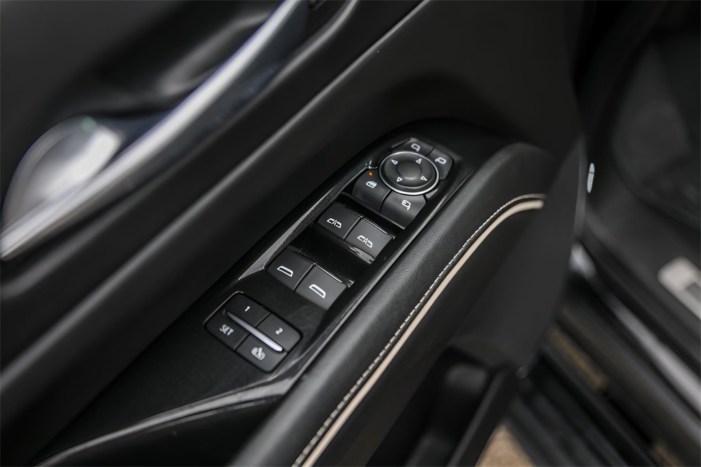 Used Car 2023 Cadillac Escalade  V-series For Sale Under $120,000 In Austin, Texas