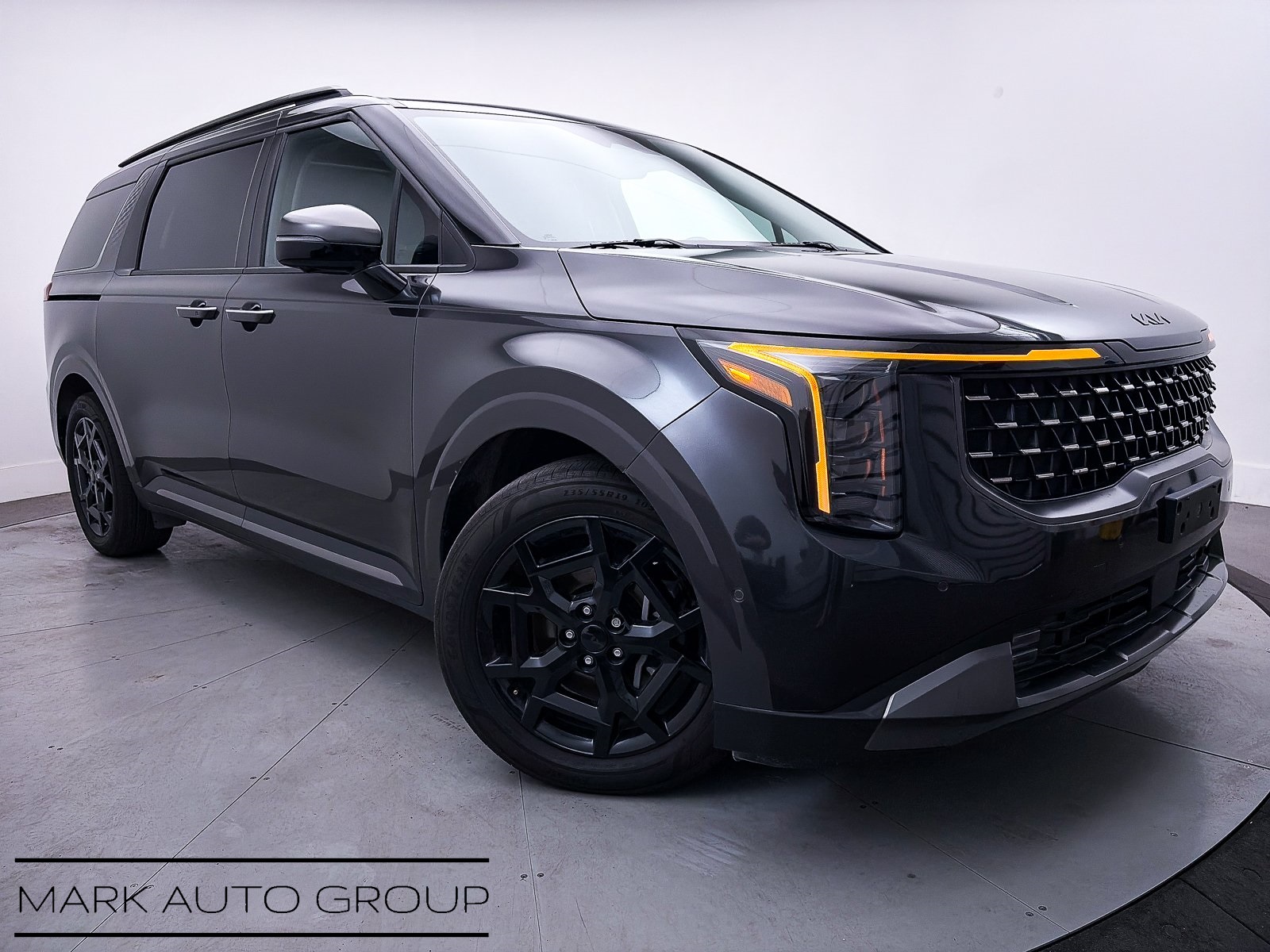 2025 Kia Carnival Hybrid SX