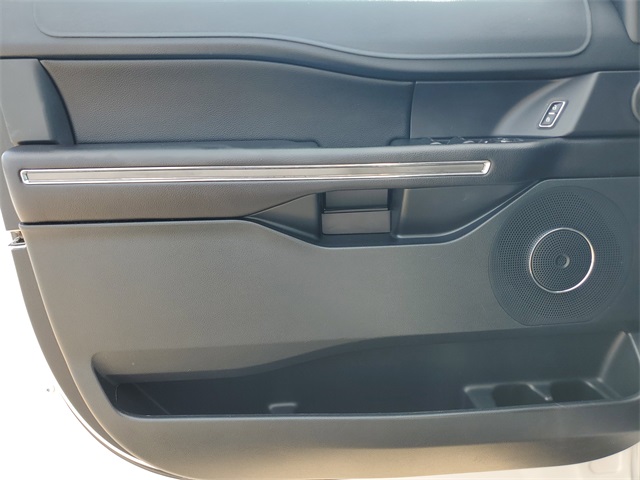 2018 Ford Expedition XLT White at Ultimate Motorsports