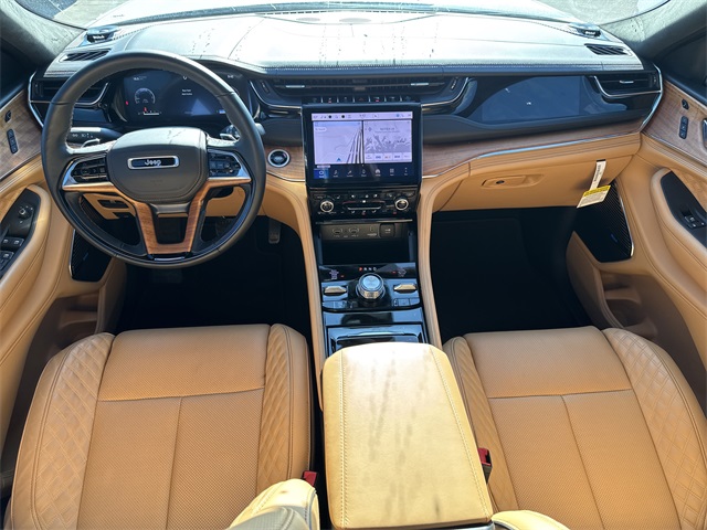 2025 Jeep Grand Cherokee Summit - 11