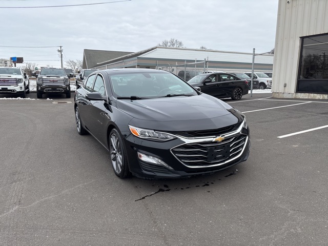 2022 Chevrolet Malibu Premier FWD
