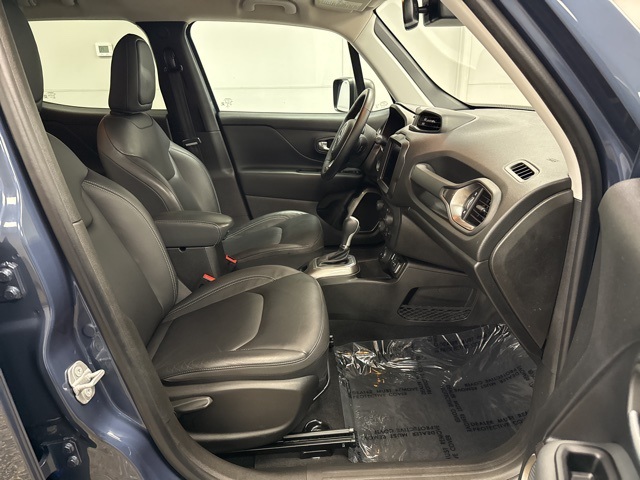2021 Jeep Renegade Limited photo 11