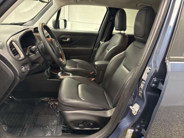 2021 Jeep Renegade Limited photo 7