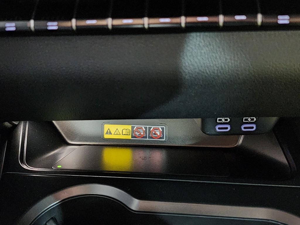 Thumbnail: 2025 Lexus UX - 23