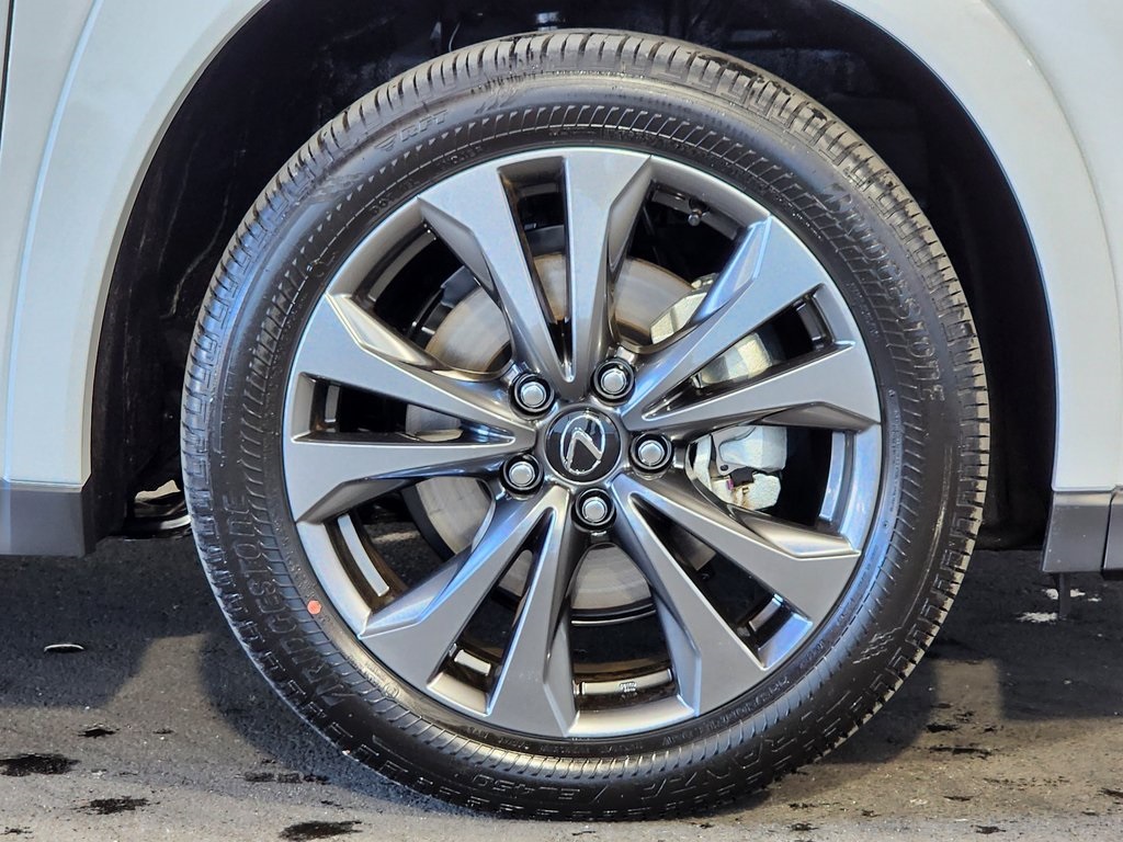 Thumbnail: 2025 Lexus UX - 4