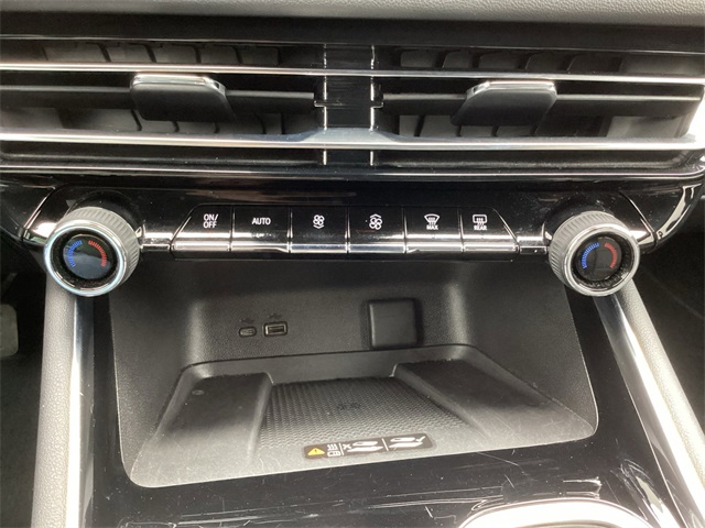 Used Car 2025 Chevrolet Traverse  Lt For Sale Under $35,000 In San Antonio, Texas