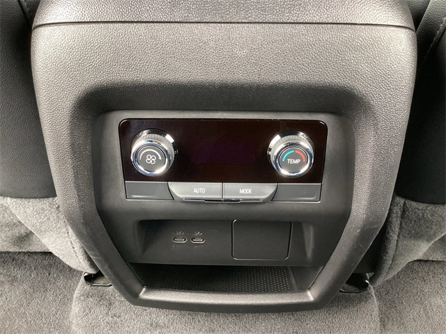 Used Car 2025 Chevrolet Traverse  Lt For Sale Under $35,000 In San Antonio, Texas