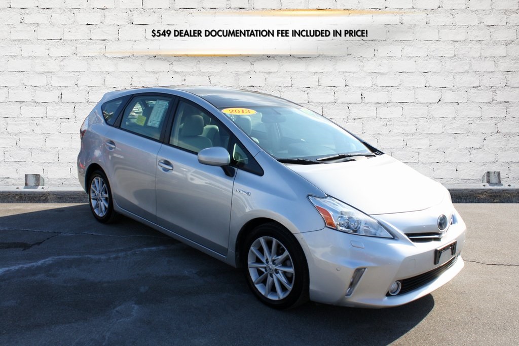 2013 Toyota Prius v Five