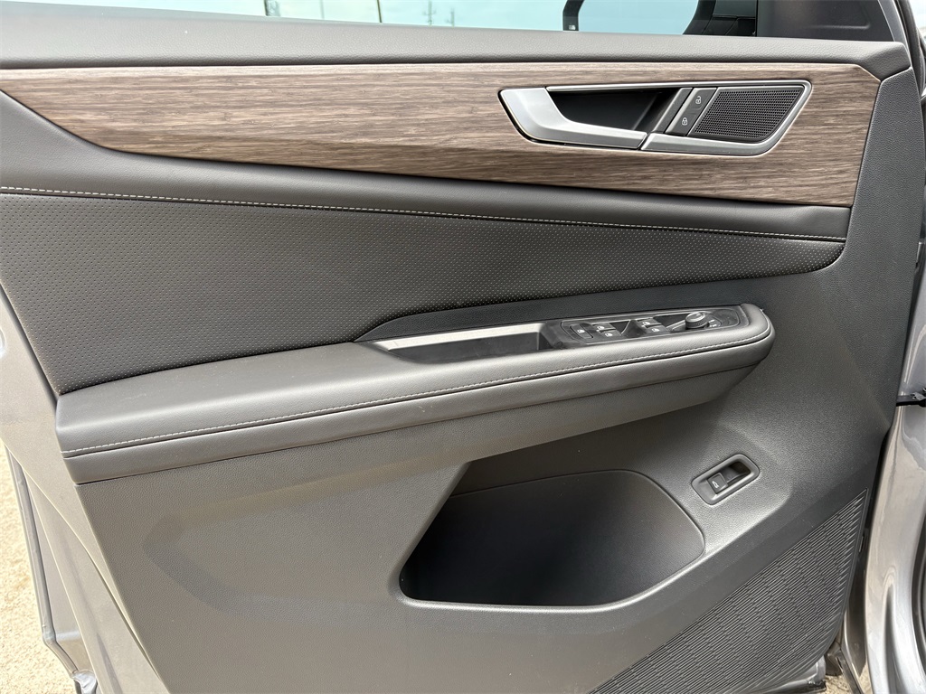 2025 Volkswagen Atlas 2.0T SEL  at DeMontrond Auto Country