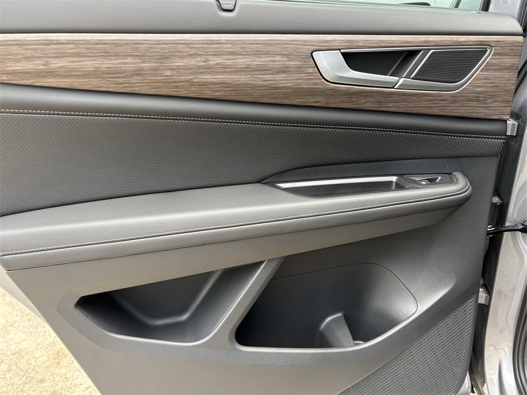 2025 Volkswagen Atlas 2.0T SEL  at DeMontrond Auto Country