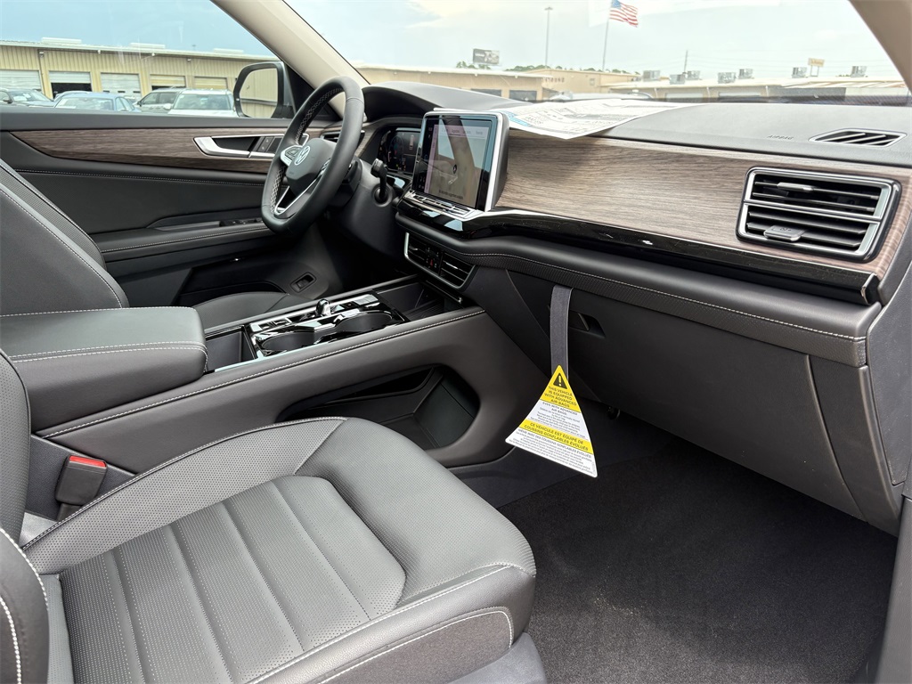 2025 Volkswagen Atlas 2.0T SEL  at DeMontrond Auto Country