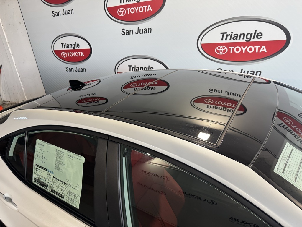 Thumbnail: 2025 Toyota Camry - 10