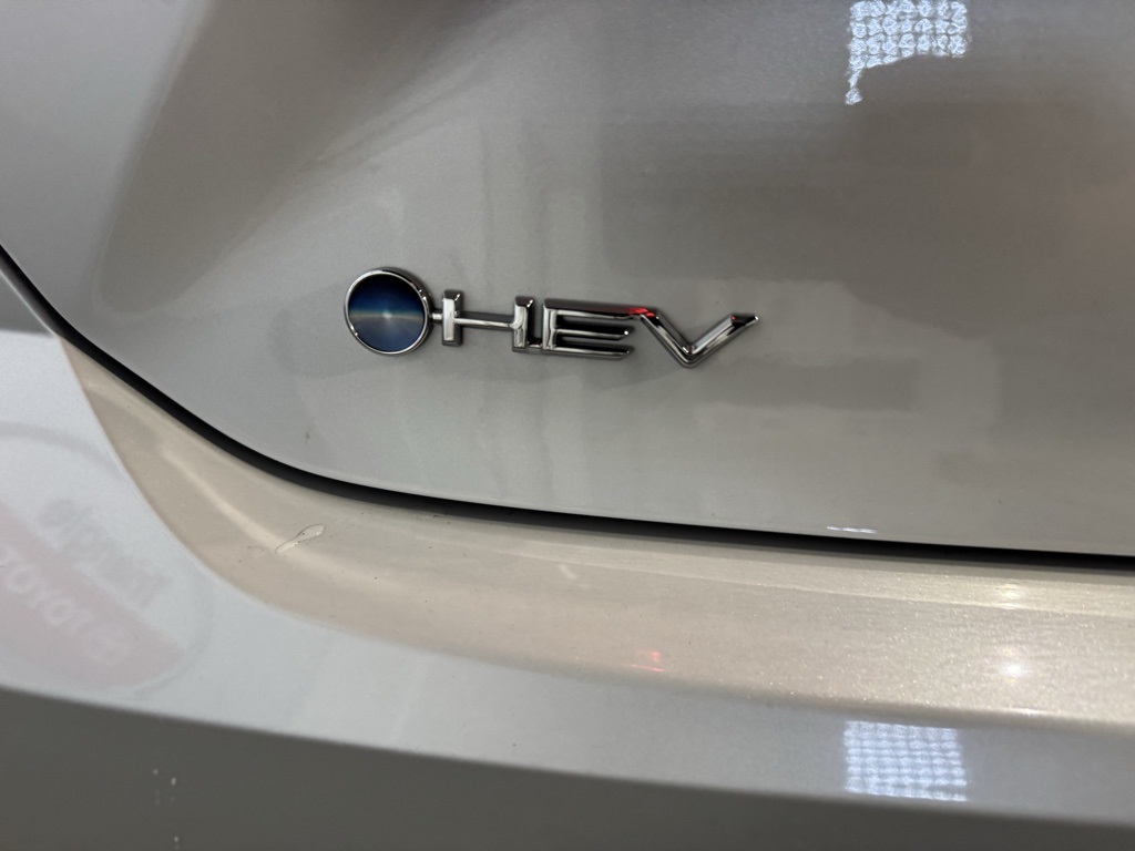 Thumbnail: 2025 Toyota Camry - 21