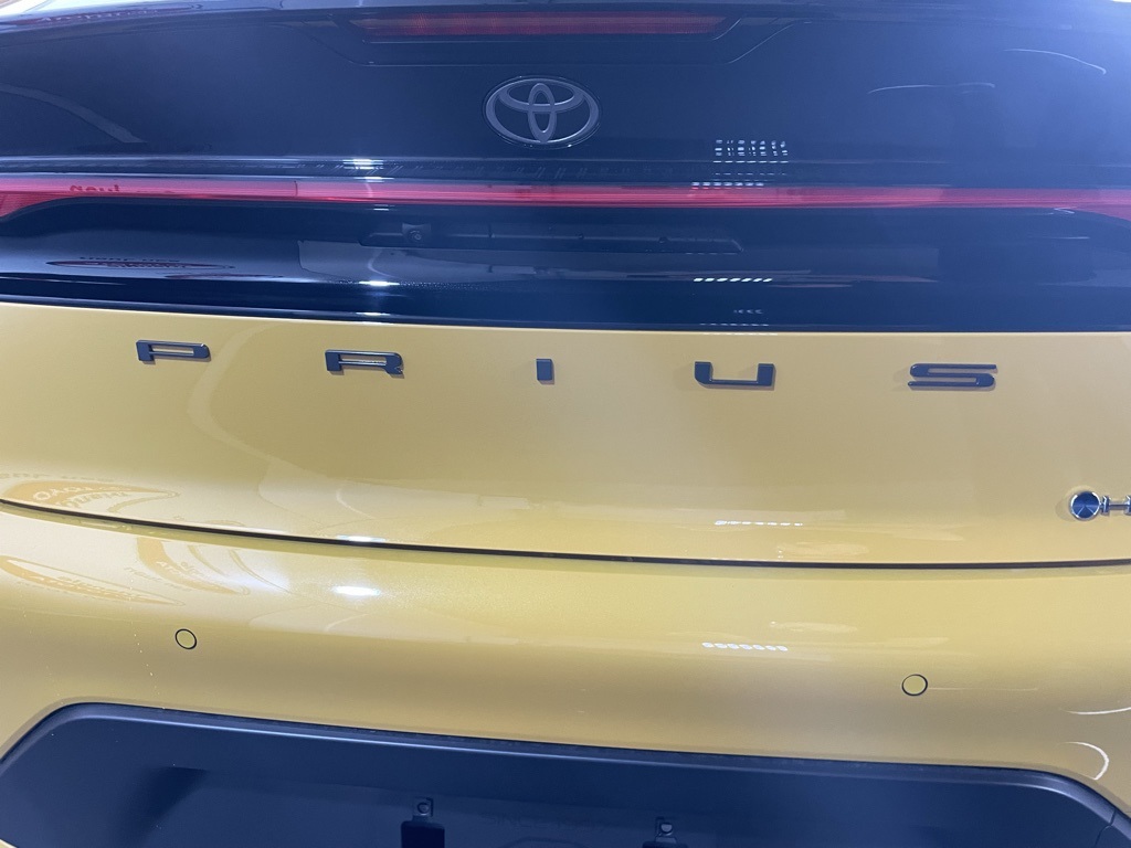 Thumbnail: 2026 Toyota Prius - 21